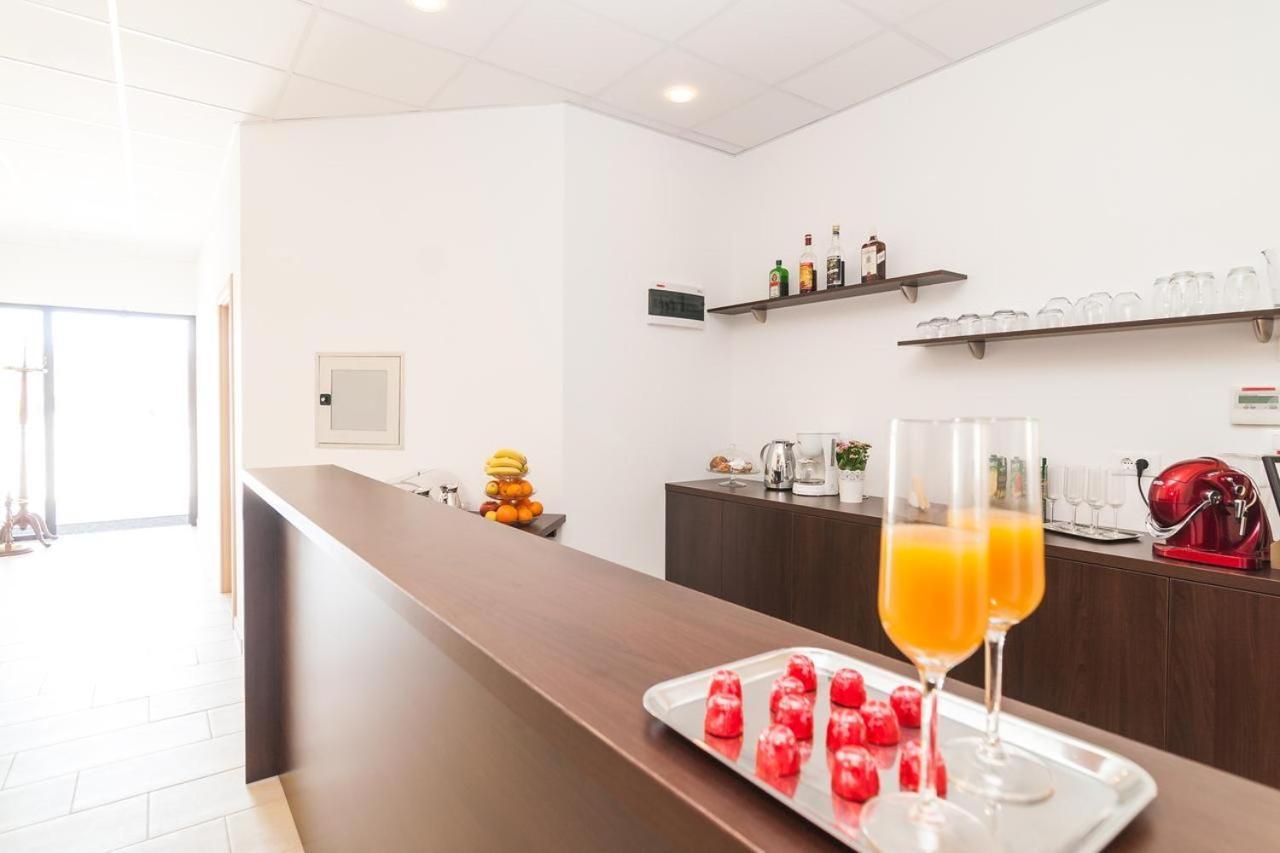 Via Domus Hotel Сплит Екстериор снимка