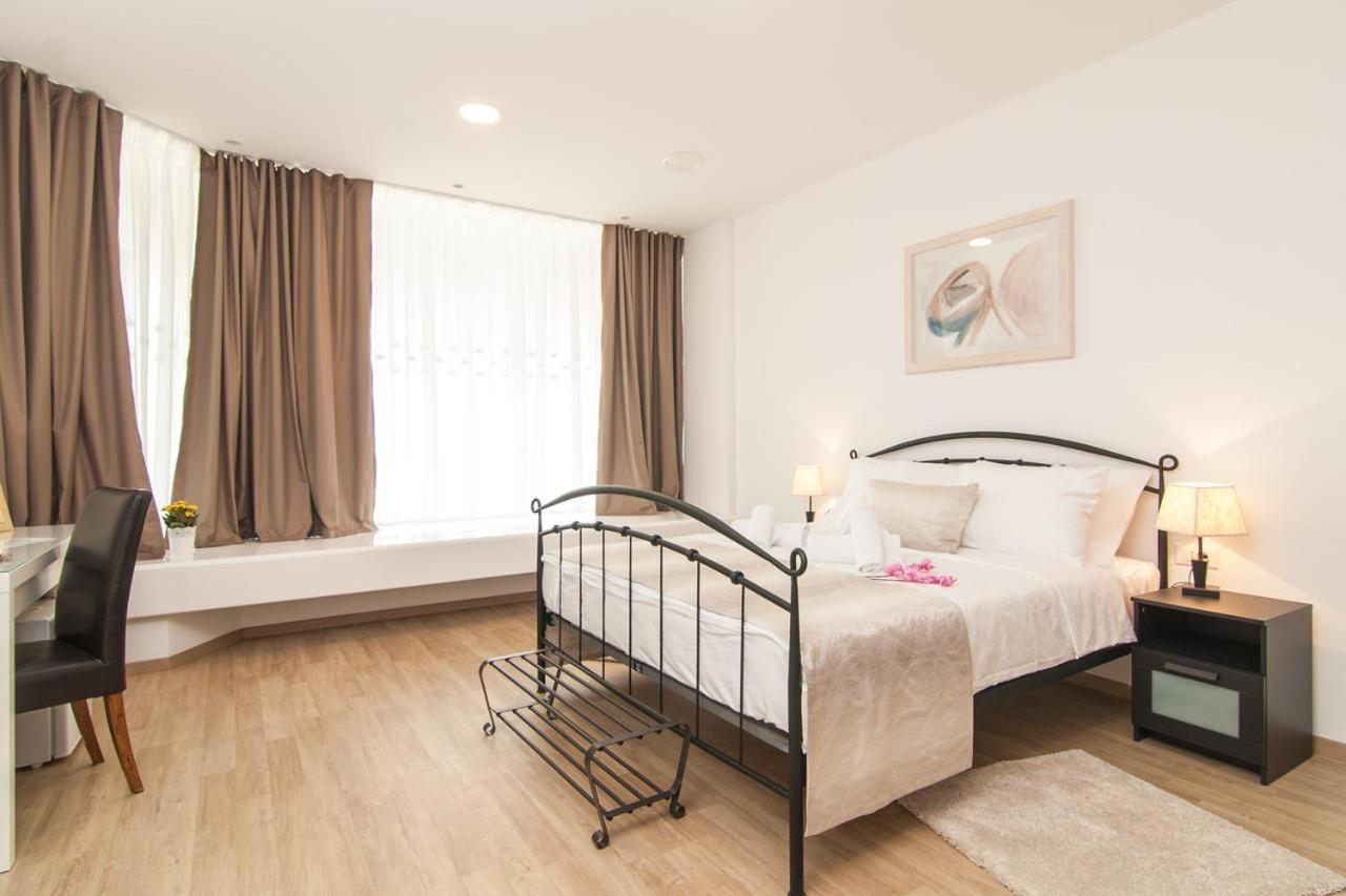 Via Domus Hotel Сплит Екстериор снимка
