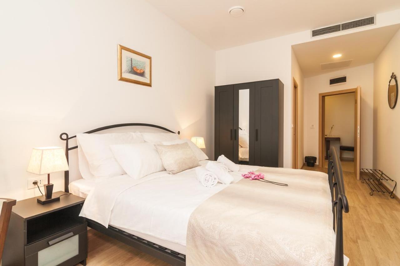 Via Domus Hotel Сплит Екстериор снимка