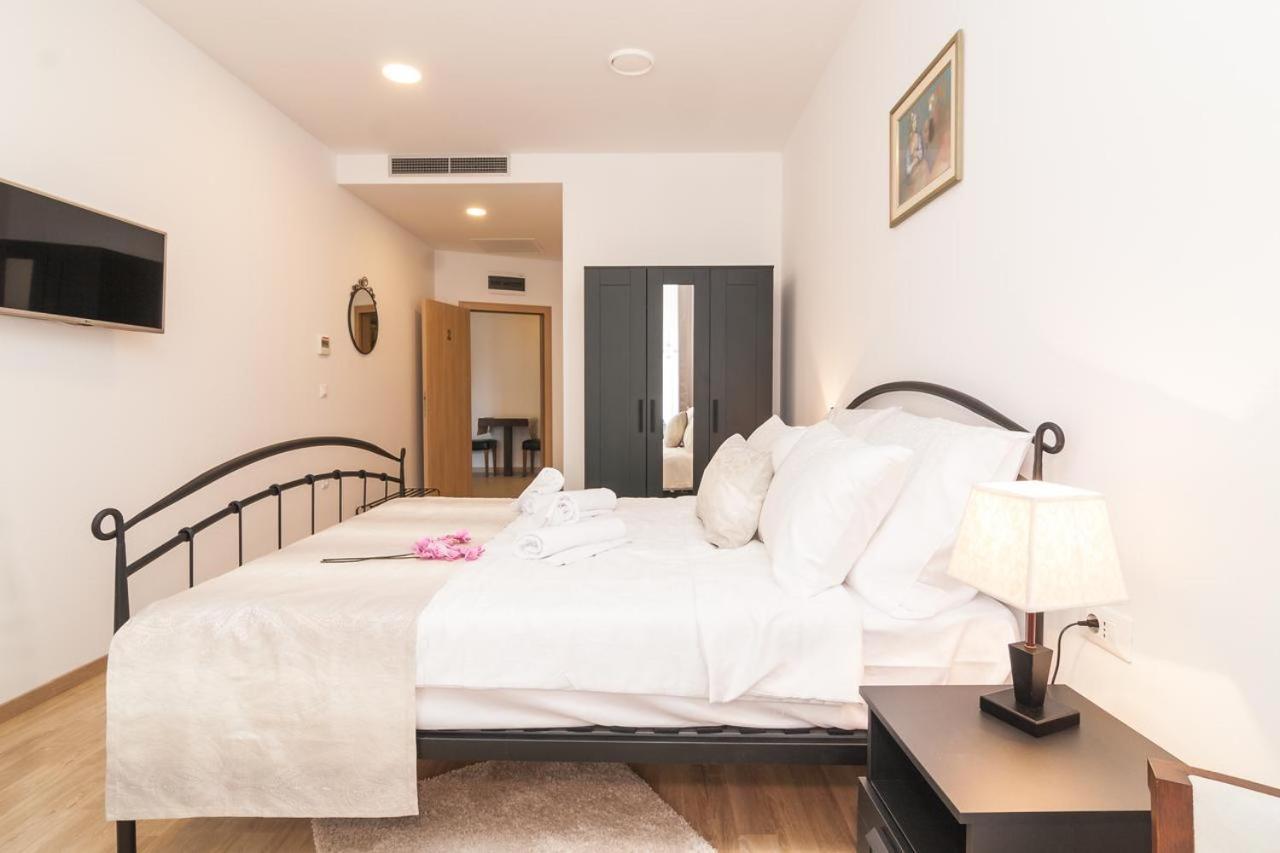 Via Domus Hotel Сплит Екстериор снимка