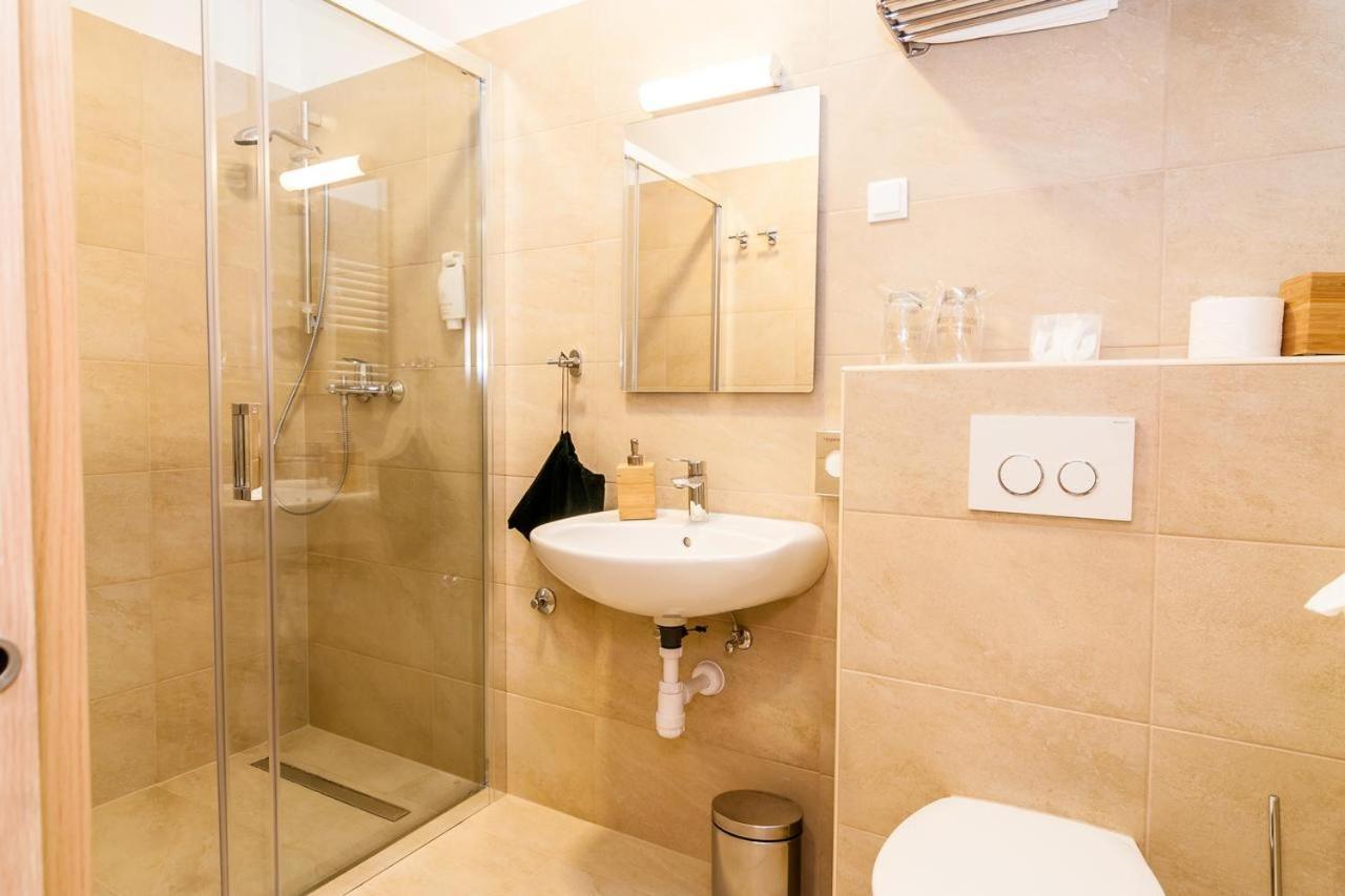Via Domus Hotel Сплит Екстериор снимка